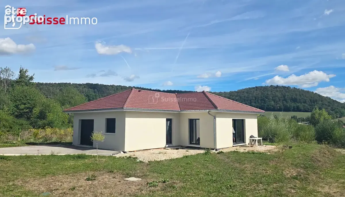 Photo Maison à Cour-Saint-Maurice au prix de 239 000€