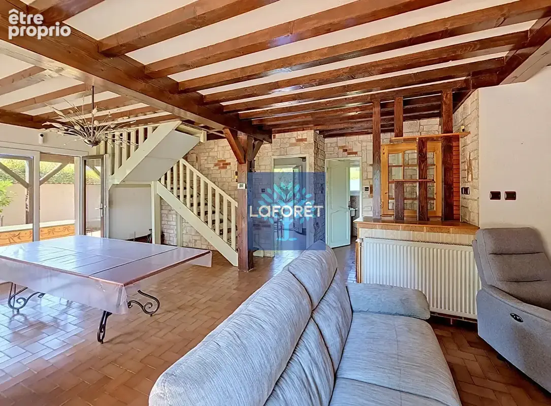CHAZAY-SUR-AIN - Maison familiale de 160 m² avec piscine - photo 6