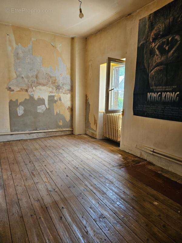 Maison à SAINT-LEONARD-DES-BOIS