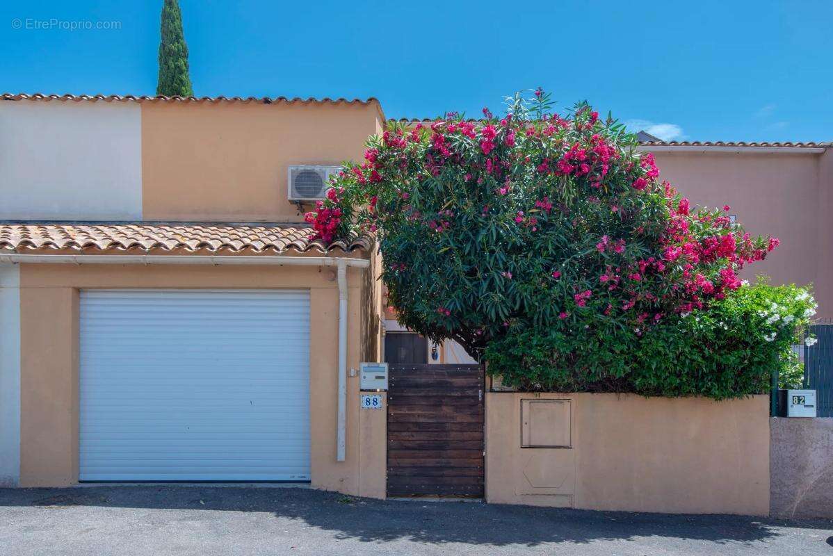Maison à SALON-DE-PROVENCE