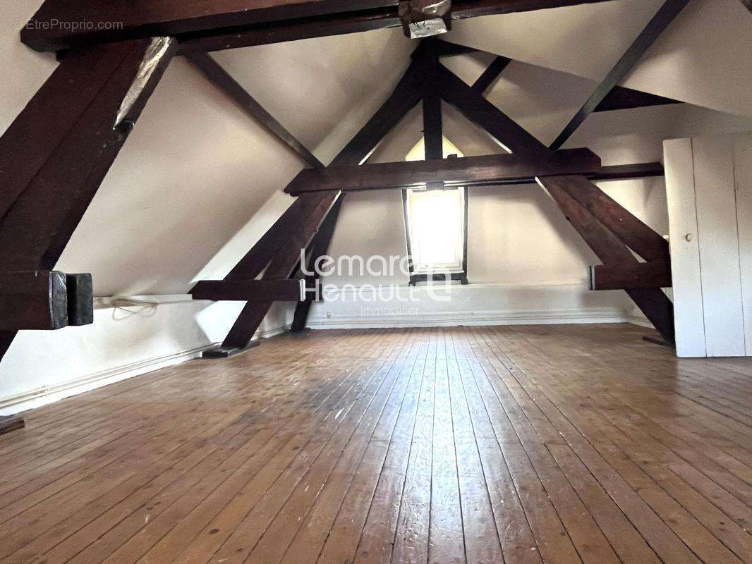 Très belle maison bourgeoise sur 600 m² de terrain clos-planté - photo 15