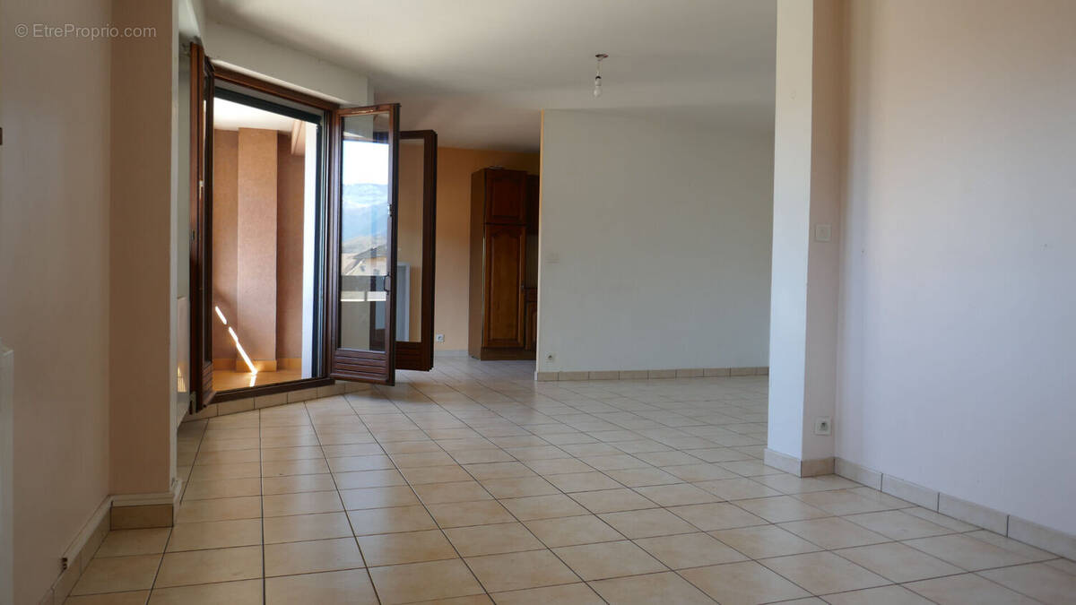 Appartement à FAVERGES
