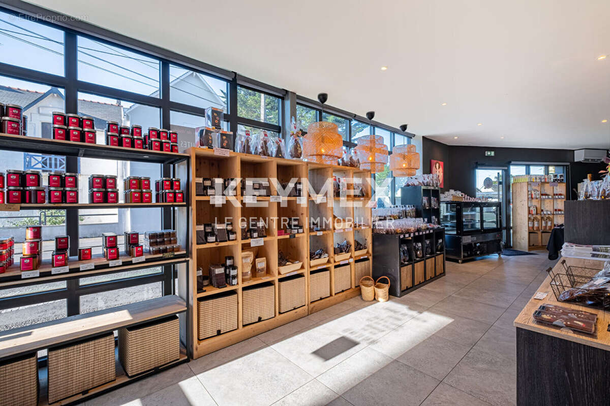 Commerce à BATZ-SUR-MER