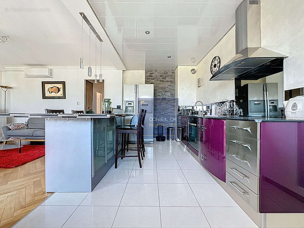 Appartement à OULLINS