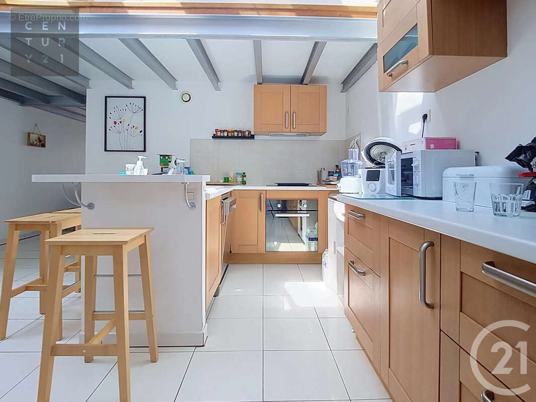 Appartement 149 m² à Saint-Andre-Les-Vergers  - photo 4