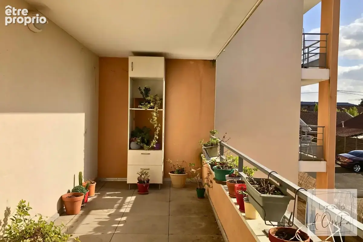 Bel Appartement T3 de 65m2 avec terrasse vue dégagée et 2 pl. parking - photo 6