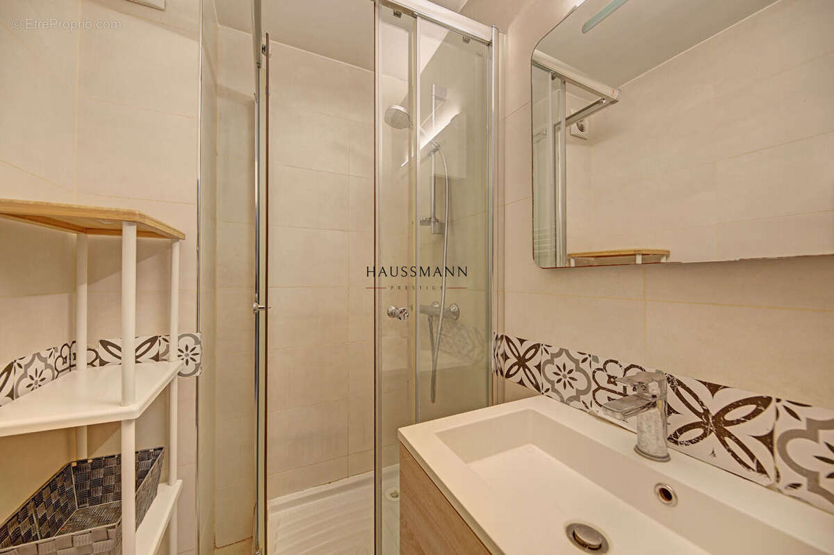 Appartement à PARIS-7E