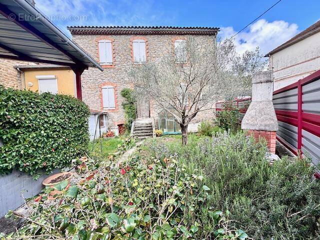 Maison à ESPERAZA