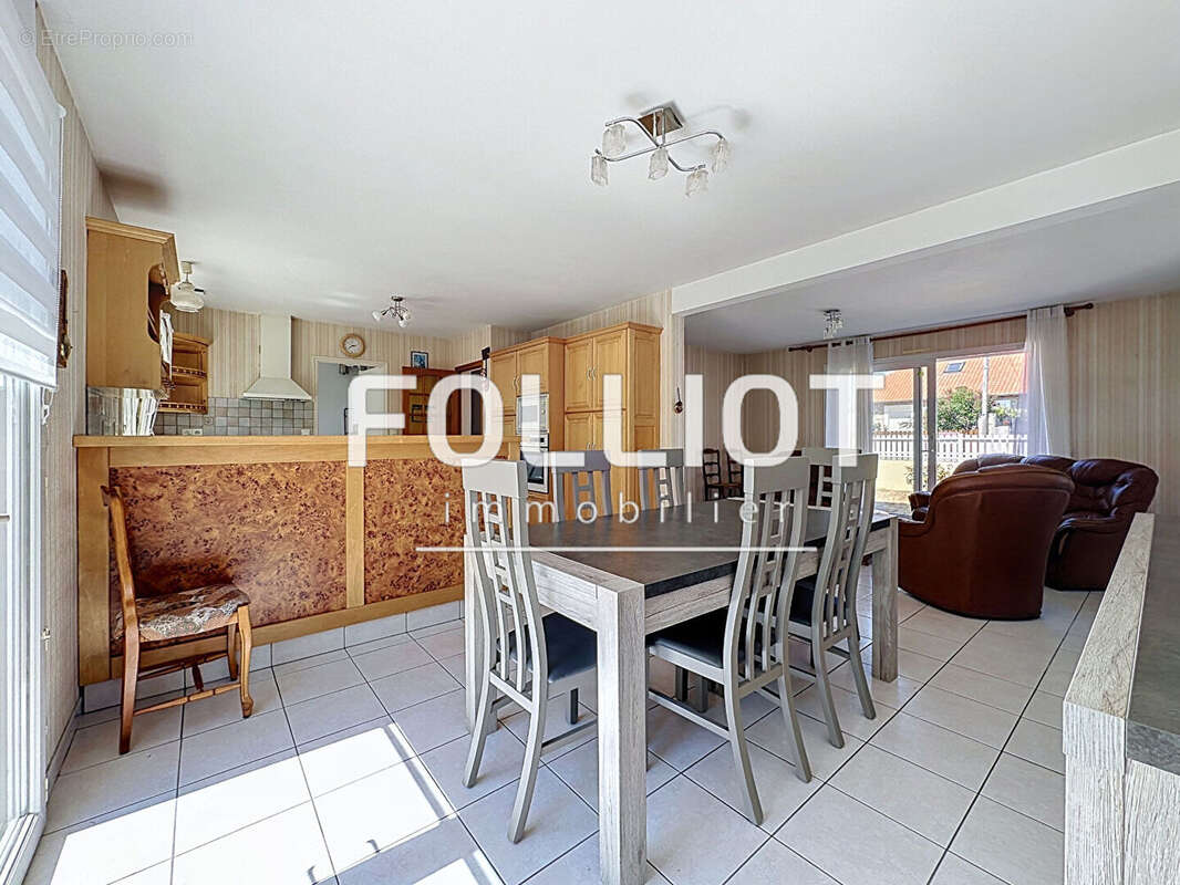 Maison Granville 4 pièce(s) 97.5 m2 - photo 8