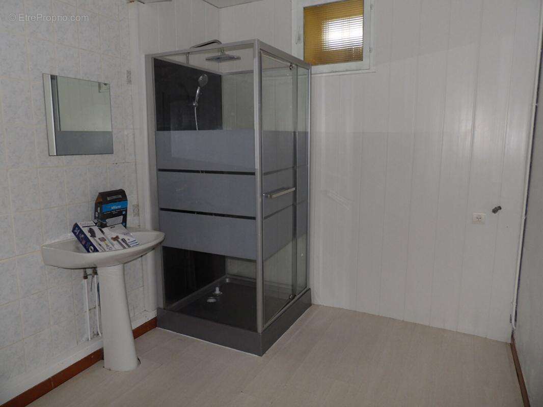 Maison à COURTILLERS