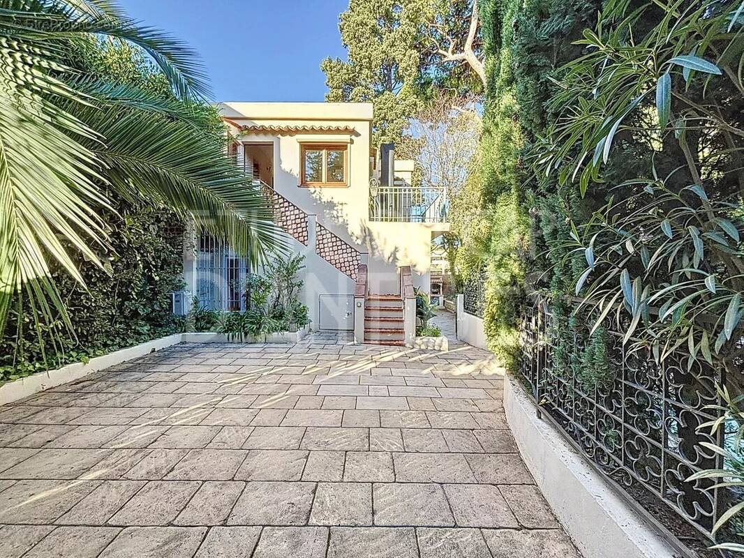 Maison à ANTIBES