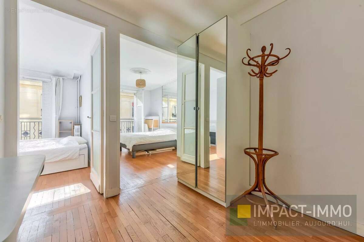 Appartement à PARIS-17E