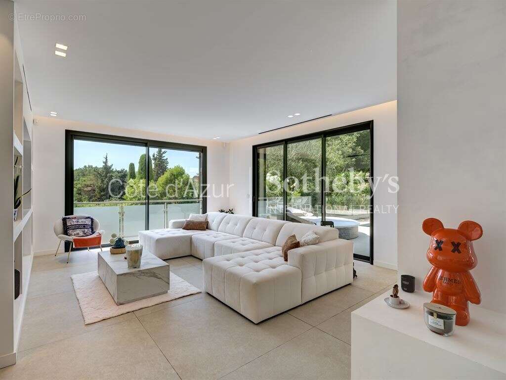 Villa contemporaine de prestige avec piscine près de Valbonne - photo 5