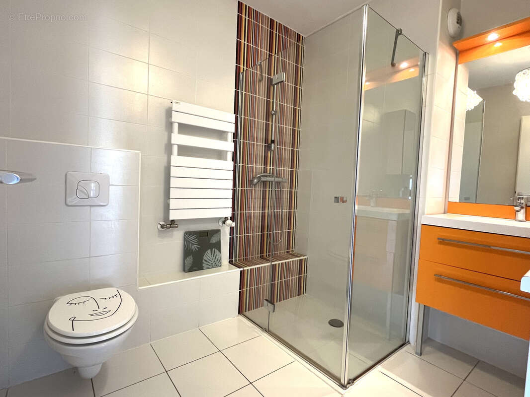 Appartement à MAUGUIO