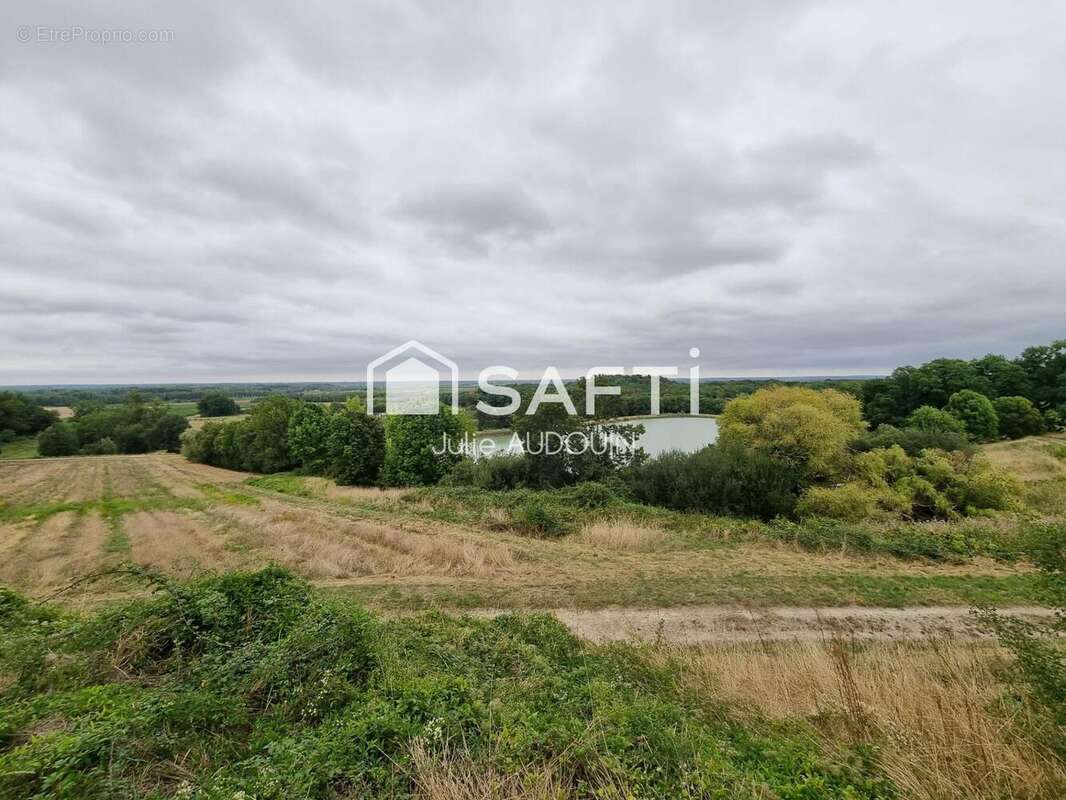 Photo 2 - Maison à CHERVES-RICHEMONT