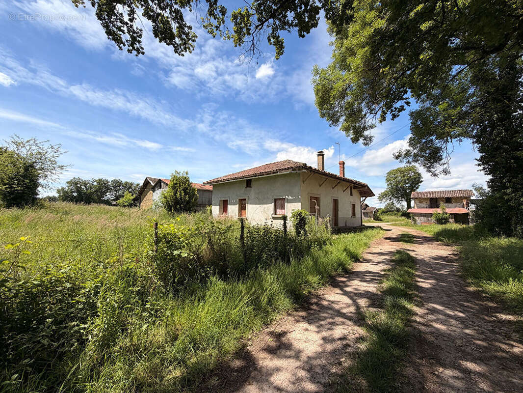 Idéal artisan, stockage ou projet de rénovation - photo 2