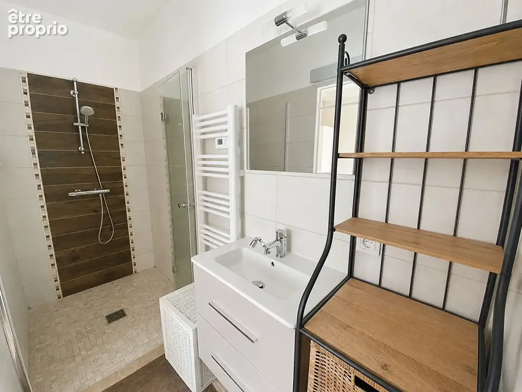 Maison plain-pied 4 chambres, 757 m² de terrain, 12 mins gare ! - photo 11