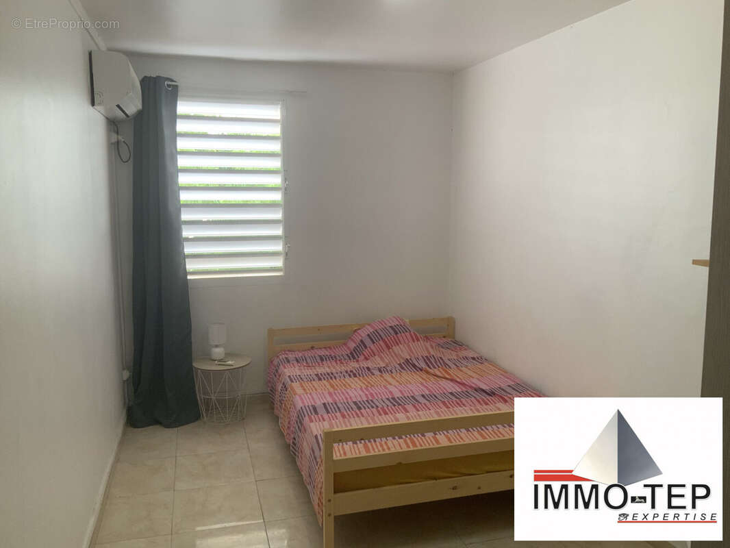 Appartement à LES ABYMES