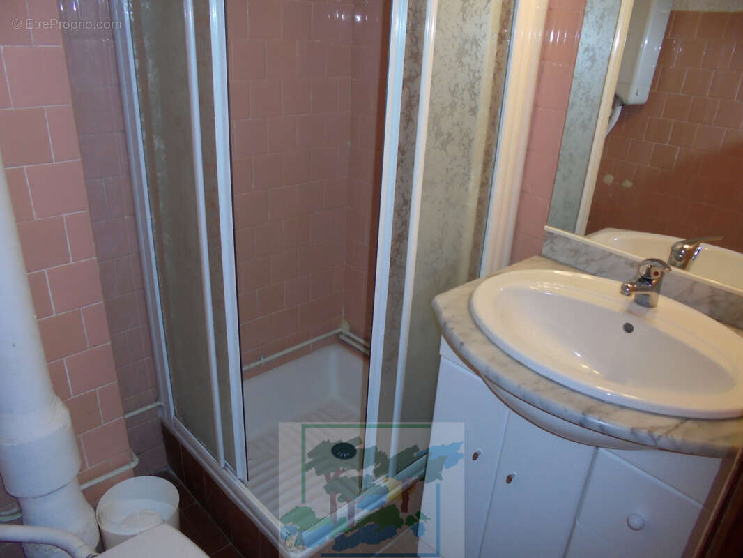 Appartement studio cabine en rez-de-chaussée - photo 8