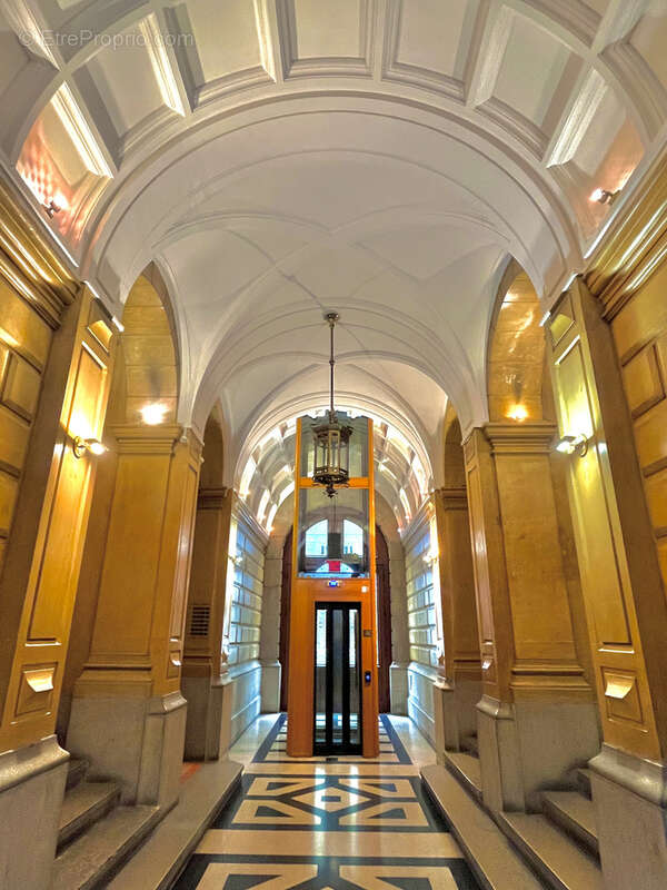 Appartement à LYON-6E