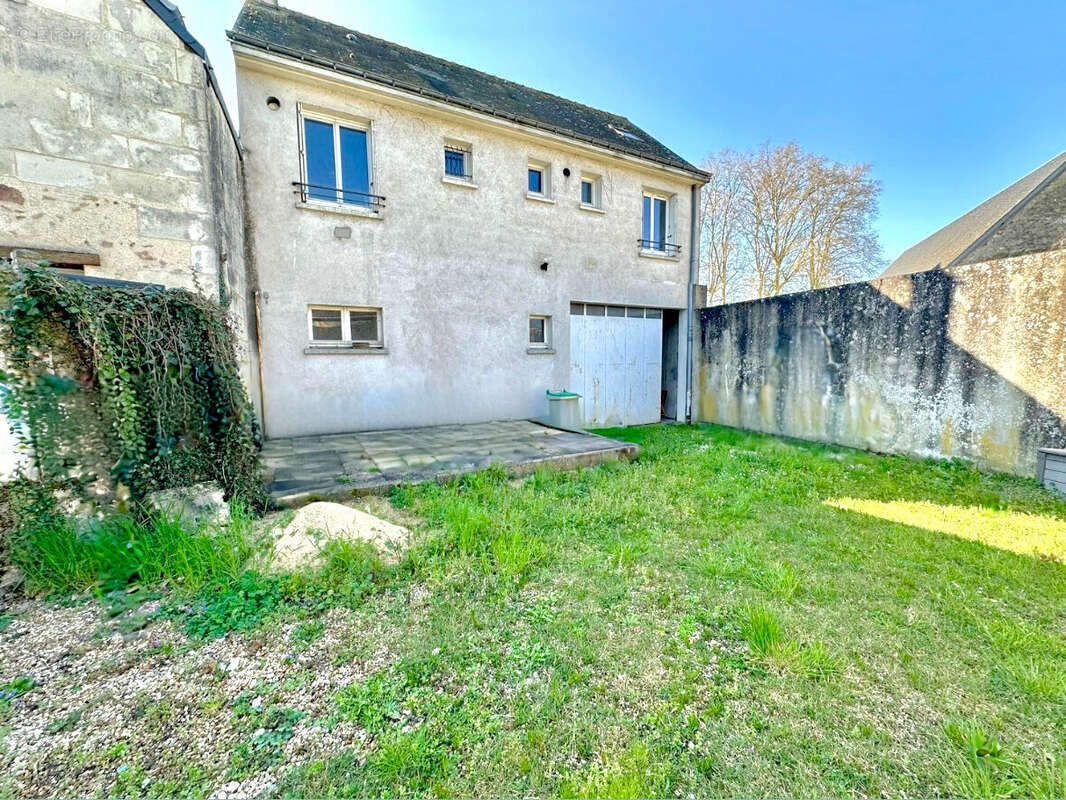 Maison à NEUILLE-PONT-PIERRE