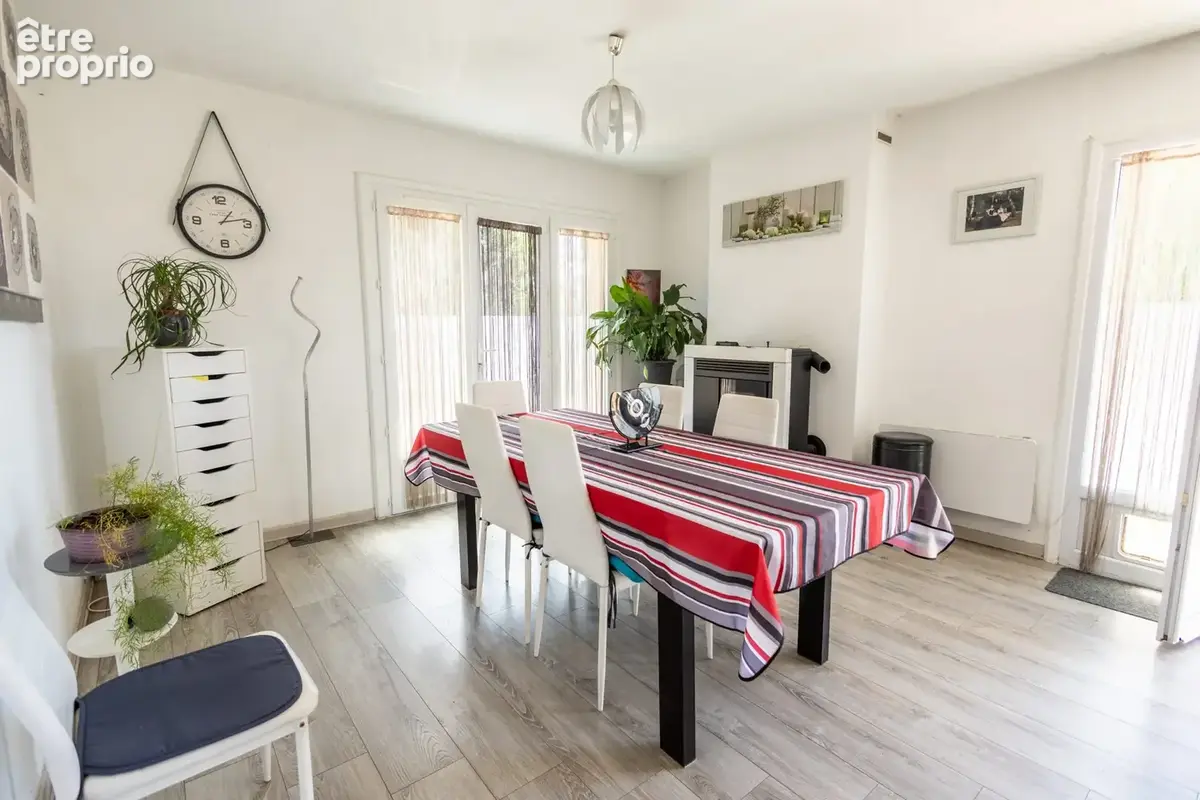 Maison 4 pièces 102 m² à vendre à Mardie (45430) - photo 3