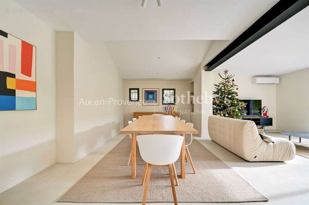 Maison à AIX-EN-PROVENCE