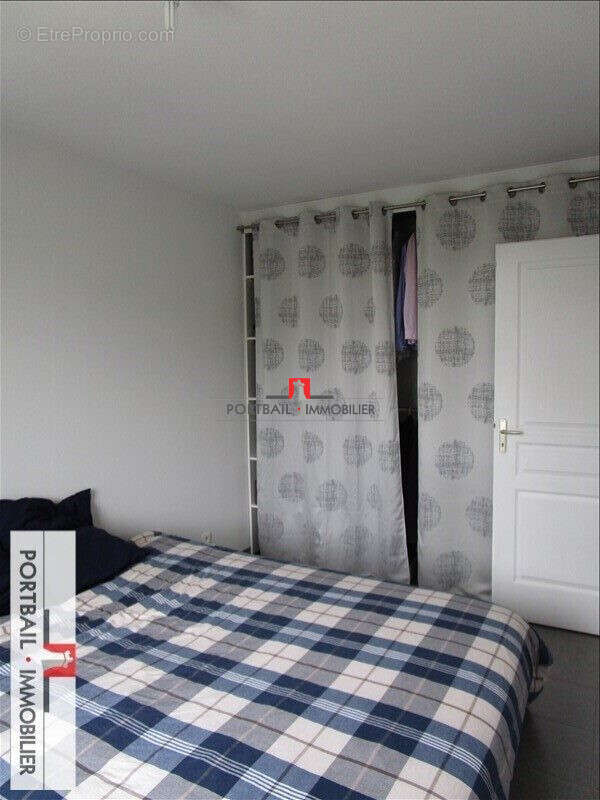 Appartement à SAINT-SEURIN-DE-CURSAC