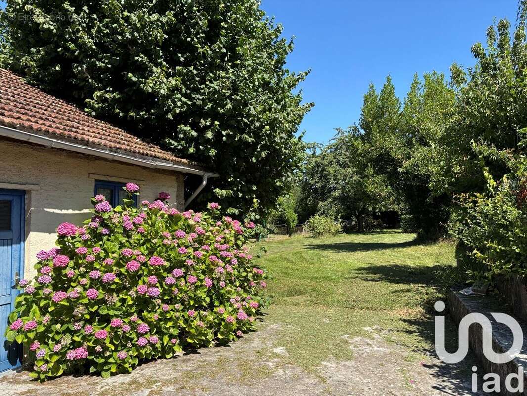 Photo 2 - Maison à SAINT-ANDRE-LE-GAZ