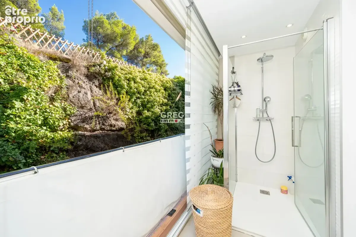 À vendre   Superbe 2 pièces rénové au calme, proche du Parc - photo 13