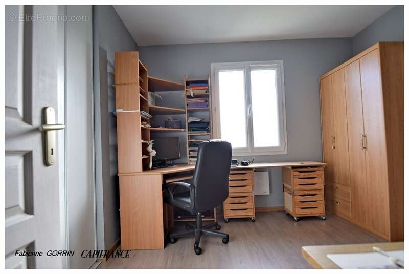 Maison à SAINT-JEAN-DE-LIVERSAY