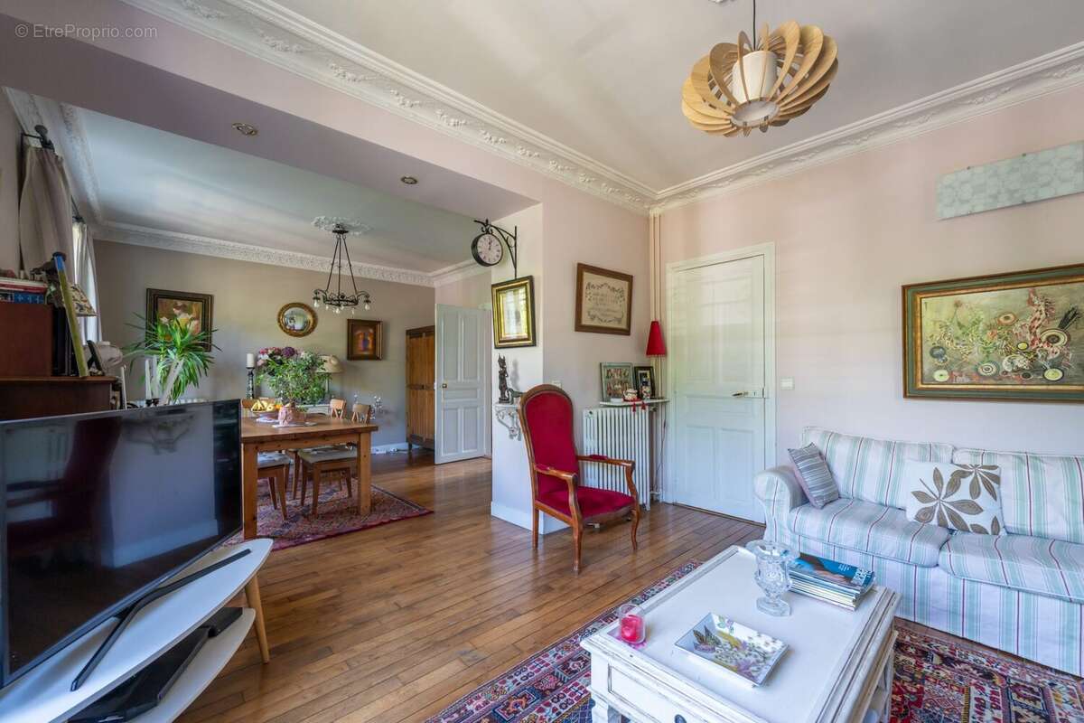 Maison à LIVRY-GARGAN