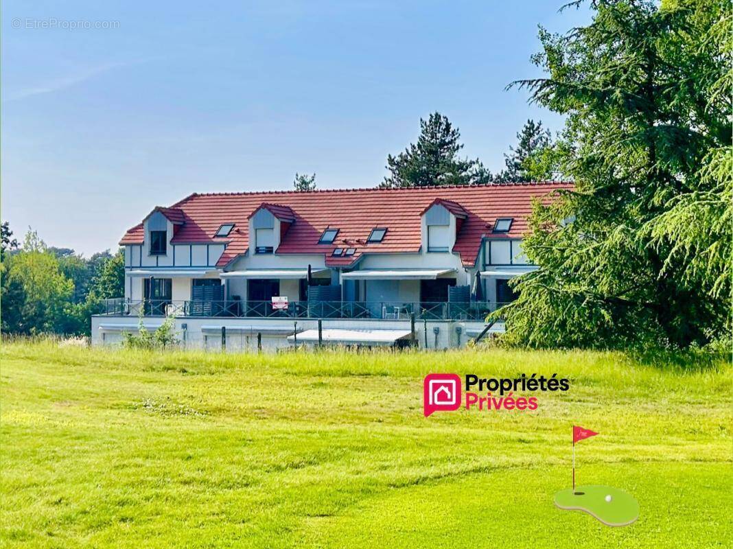 Appartement à NESLES