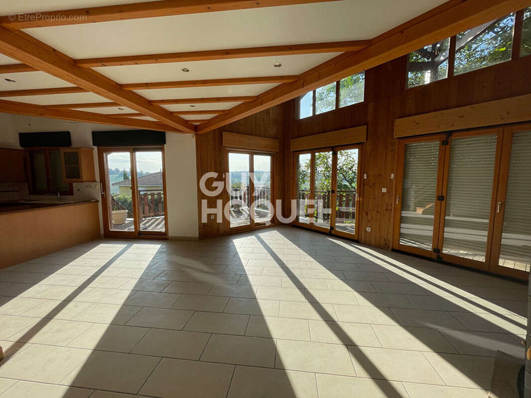 Maison à SAINT-JUST-CHALEYSSIN