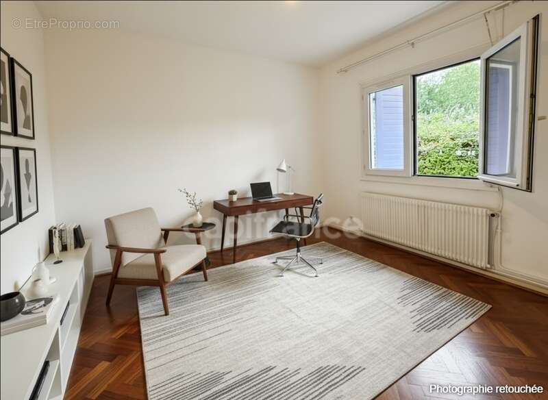 Commerce à LA TESTE-DE-BUCH