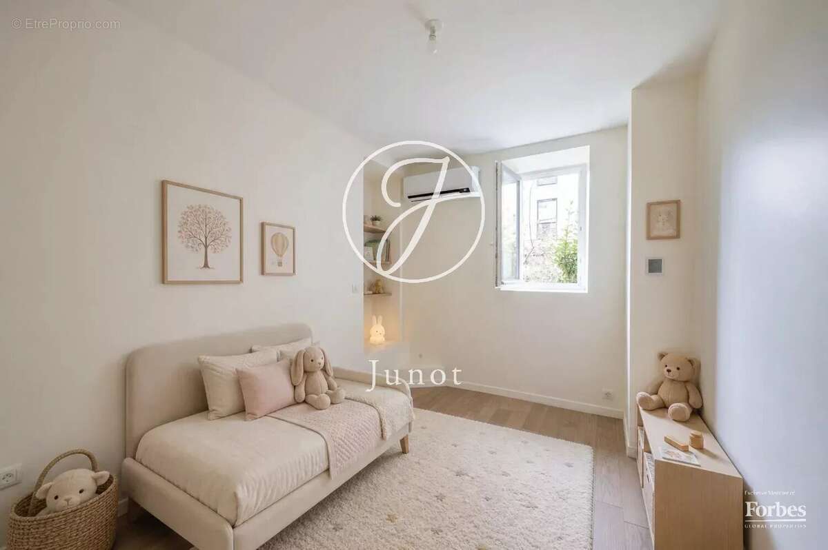 Appartement à SAINT-CLOUD