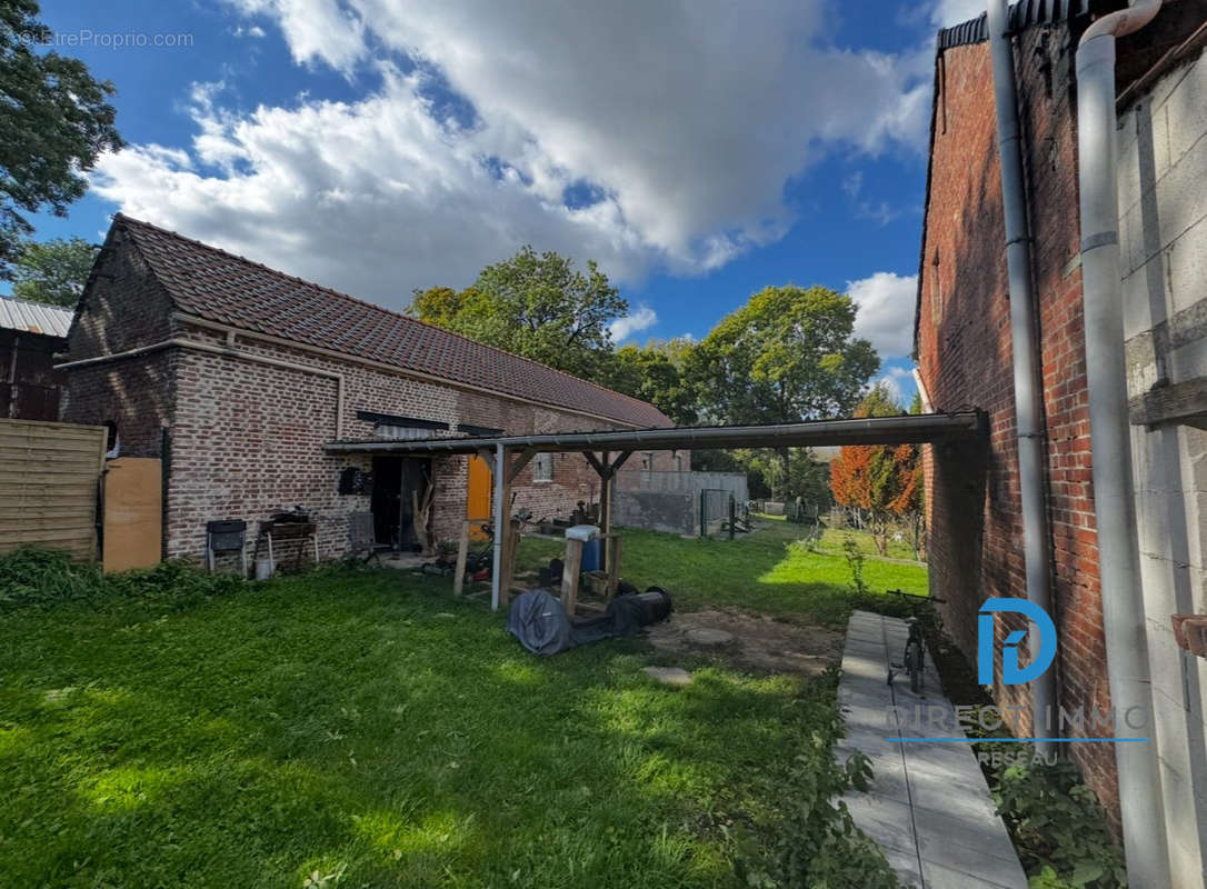 vu jardin - Maison à BEAUMONT-HAMEL