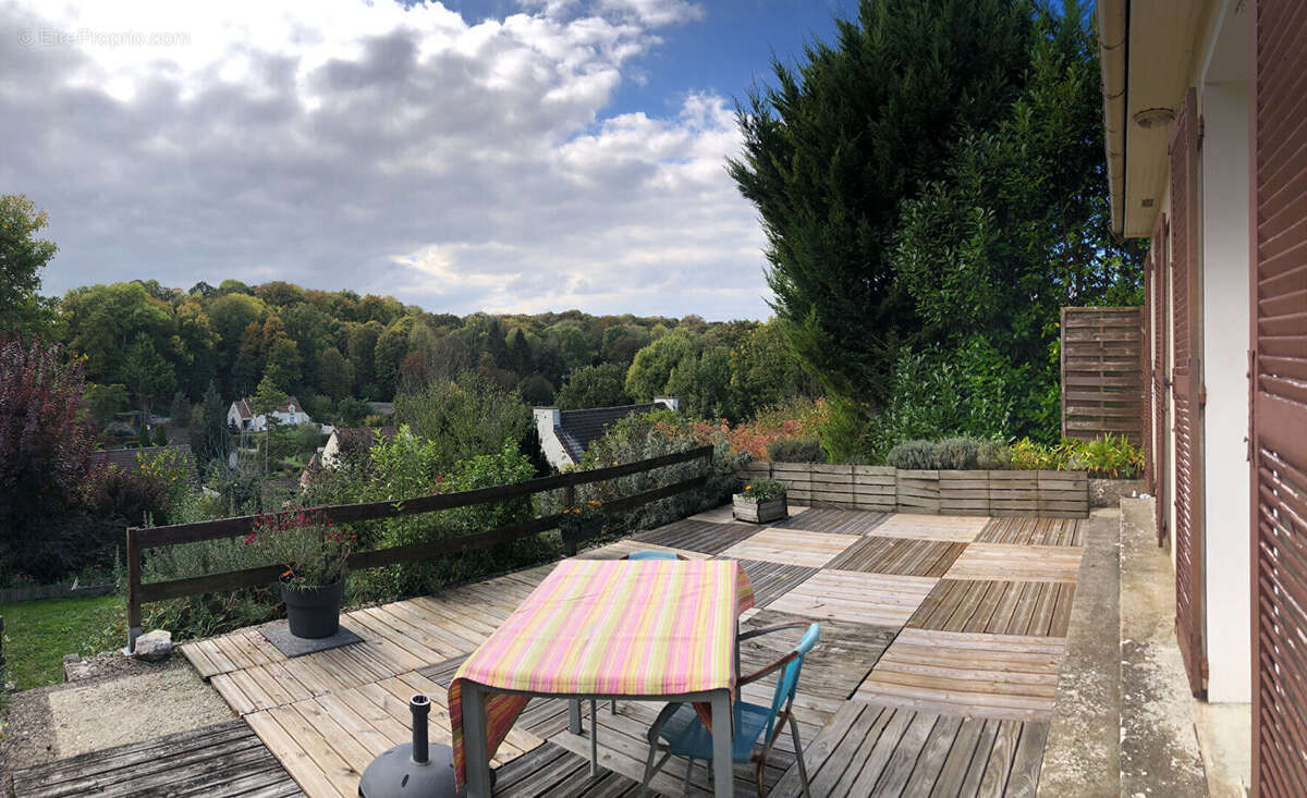 Maison à SAINT-CYR-EN-ARTHIES