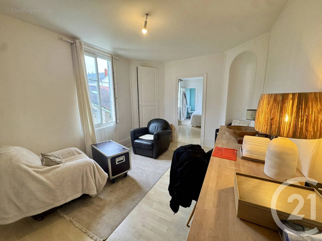 Appartement à FONTAINEBLEAU