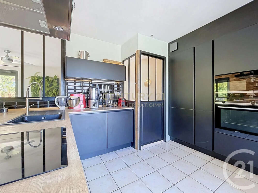 Maison 109 m² à Bourgoin-Jallieu  - photo 2