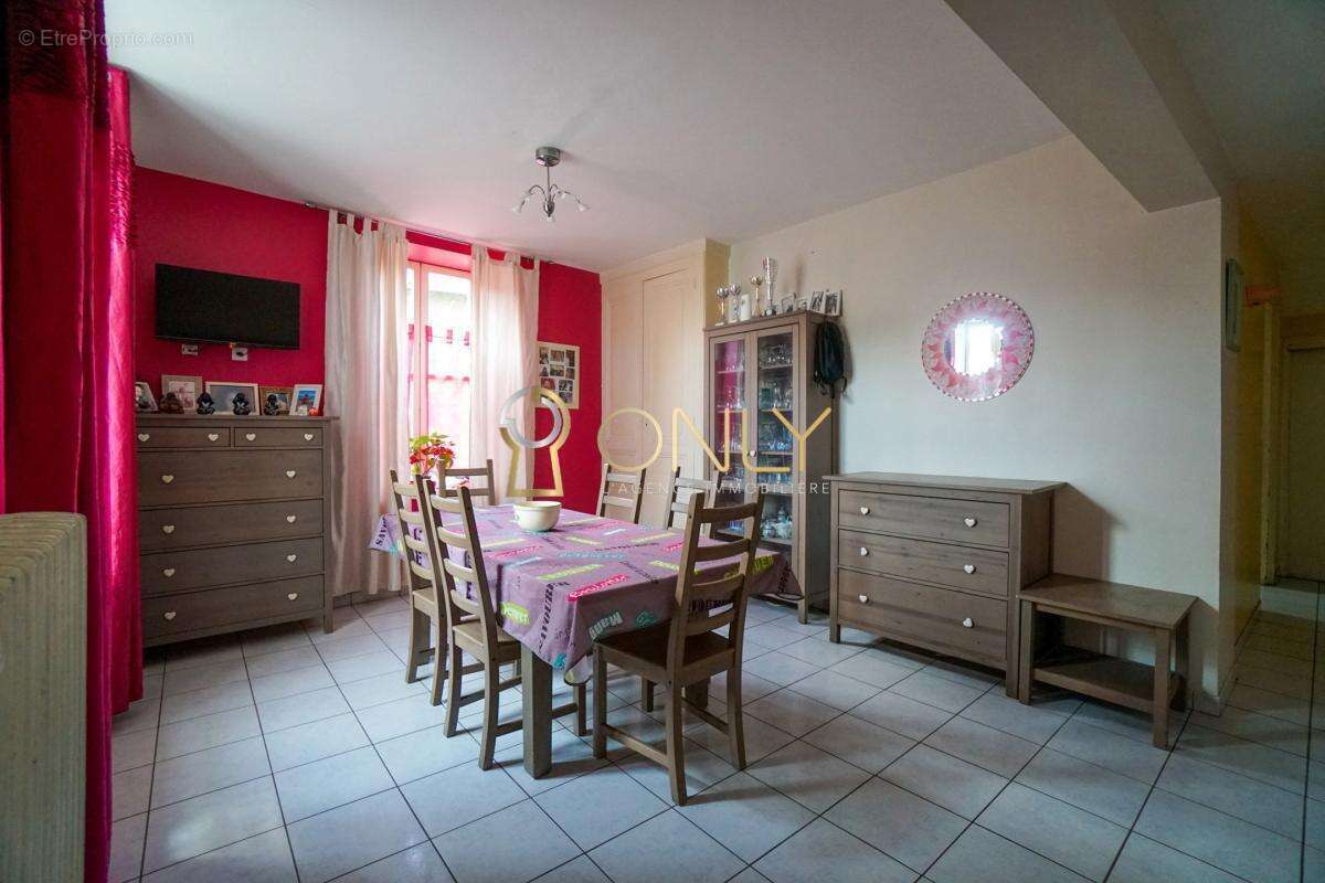 Maison à MARCY