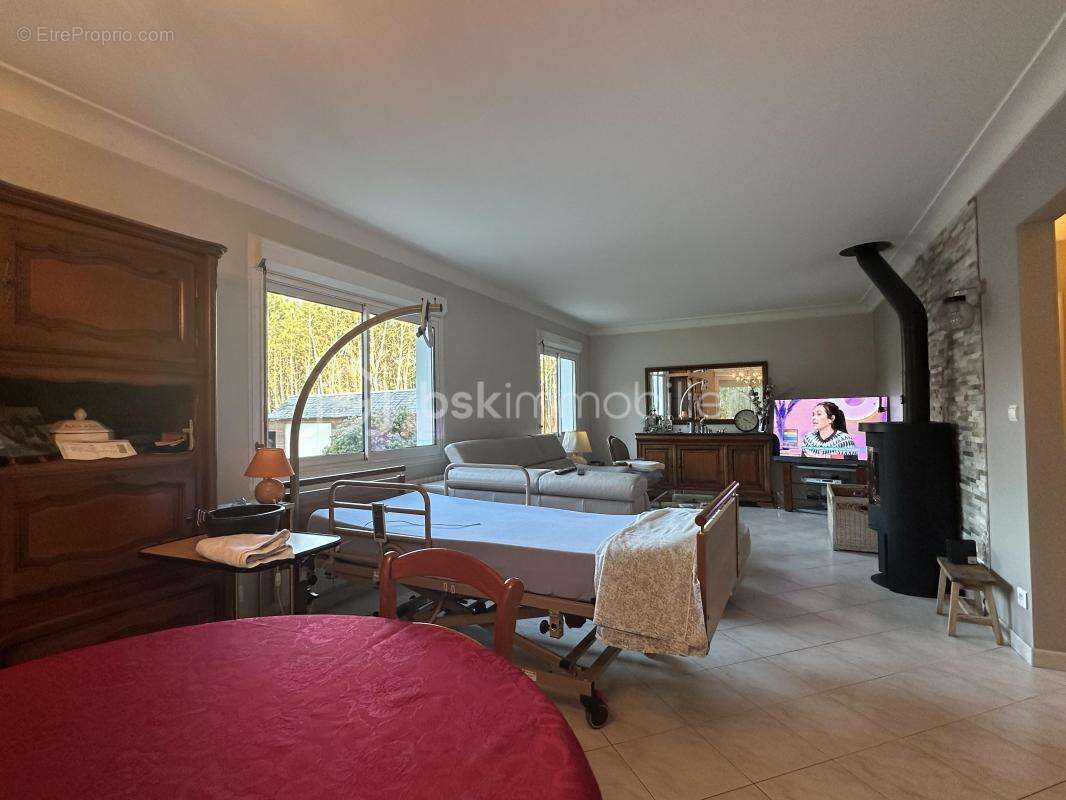 Maison à ARDENAY-SUR-MERIZE