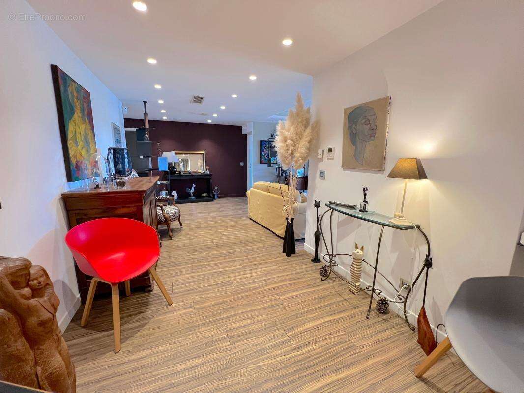 Appartement à VILLENEUVE-LOUBET