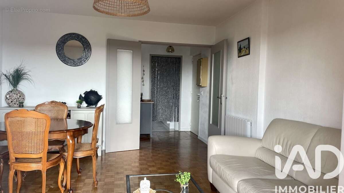 Photo 3 - Appartement à LA VALETTE-DU-VAR