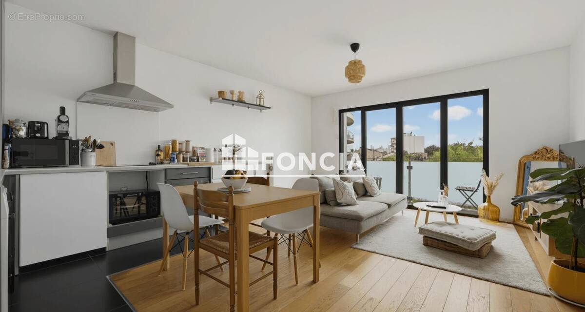 Appartement à BORDEAUX