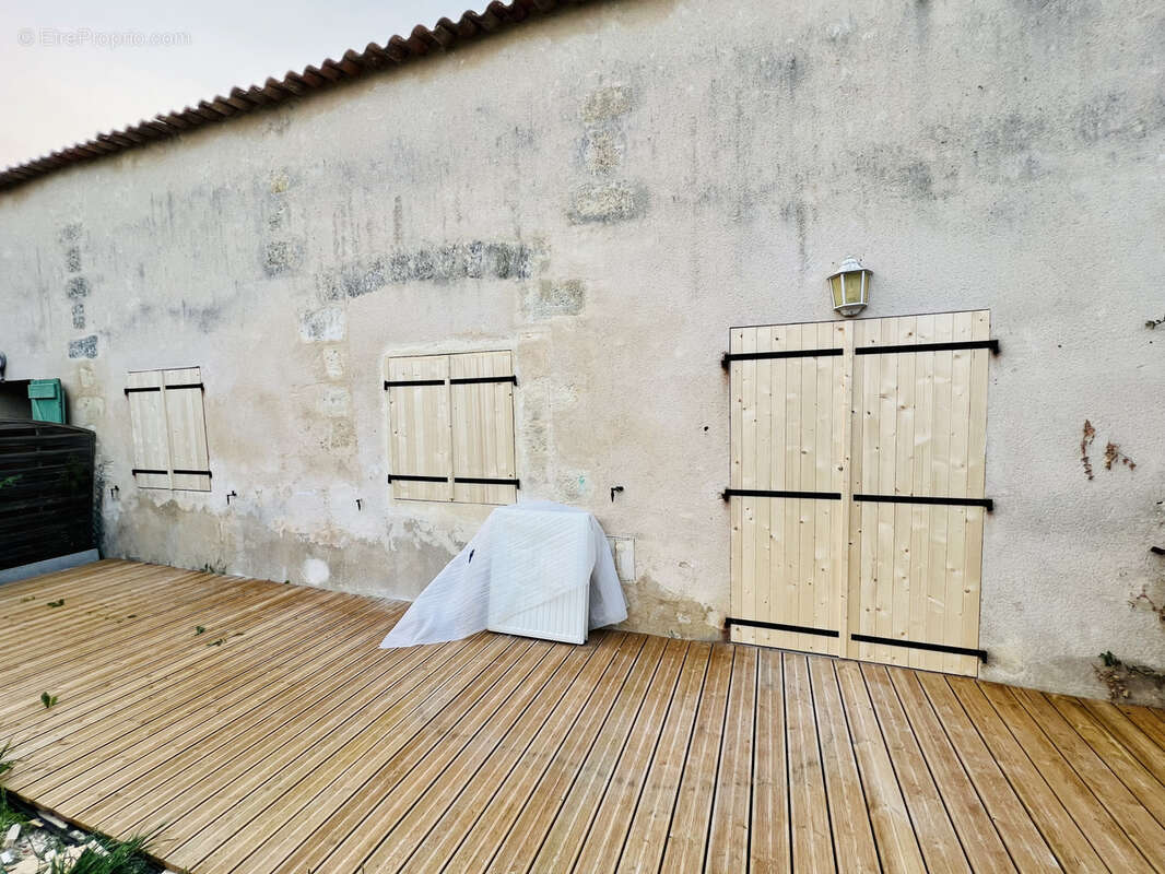 Maison à FARGUES-SAINT-HILAIRE