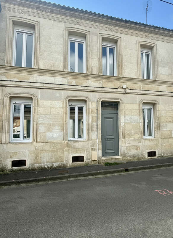 Maison à ROCHEFORT