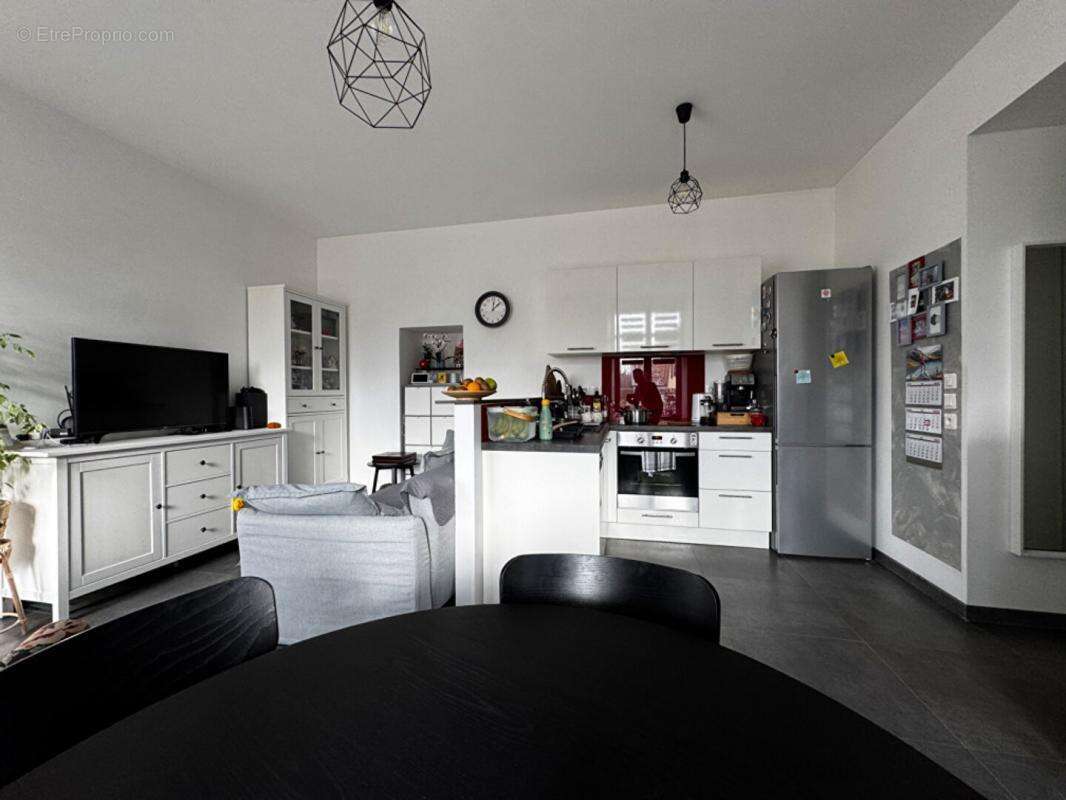 Appartement RDC 3 pièces 63 m2, terrasse 50 m2 - photo 3