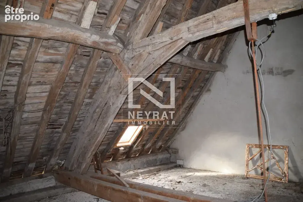 SAULIEU - immeuble avec Local commercial 230m² dans la rue principale - photo 10
