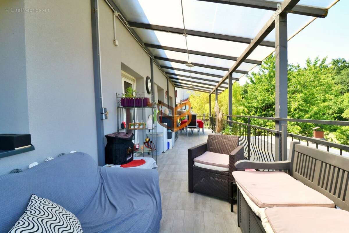 Maison à AUDUN-LE-ROMAN